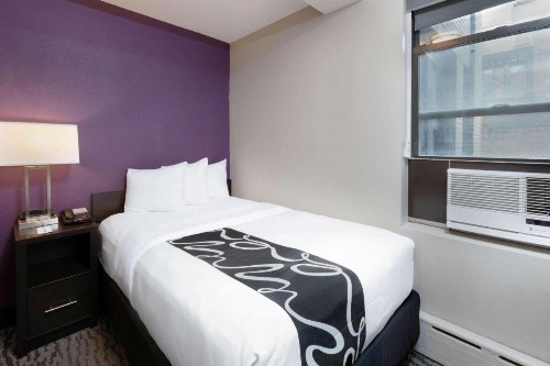 La Quinta by Wyndham New York City Central Park - image 34