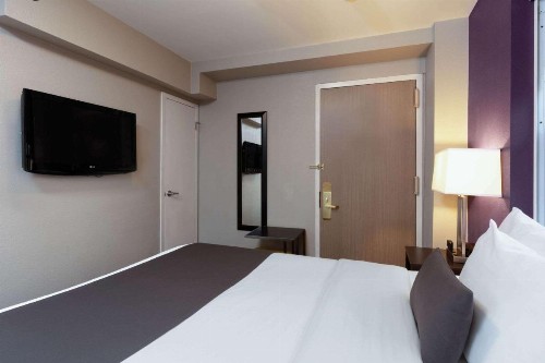 La Quinta by Wyndham New York City Central Park - image 8