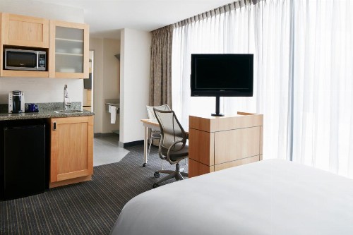 Club Quarters Hotel World Trade Center - image 21