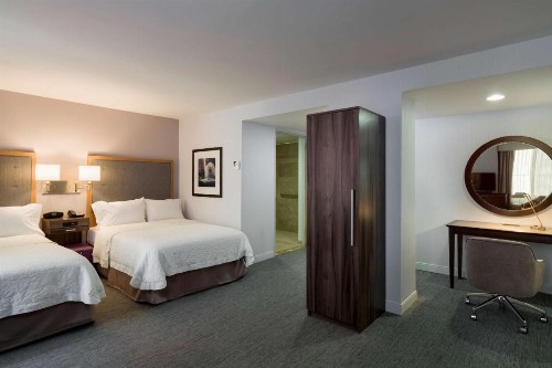 Hampton Inn Manhattan - Times Square South - image 15