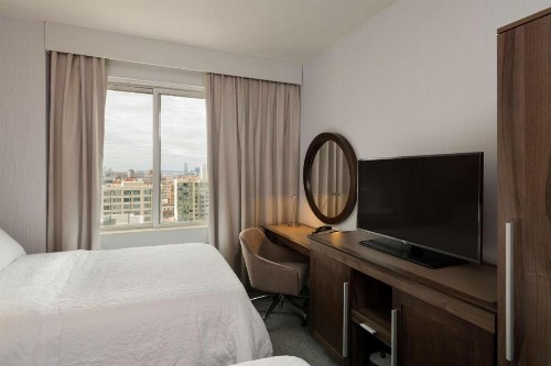 Hampton Inn Manhattan - Times Square South - image 22