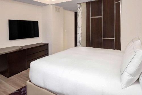 West 57th Street by Hilton Club - image 25