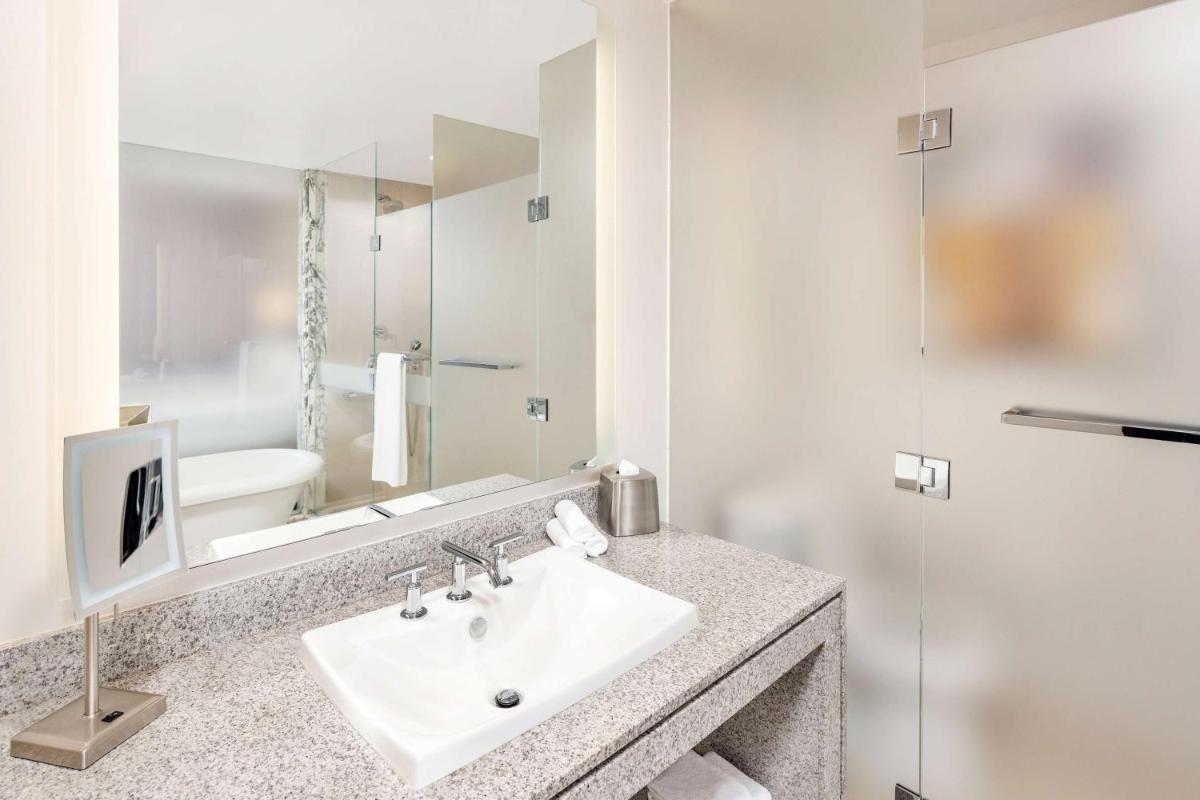 West 57th Street by Hilton Club - image 7