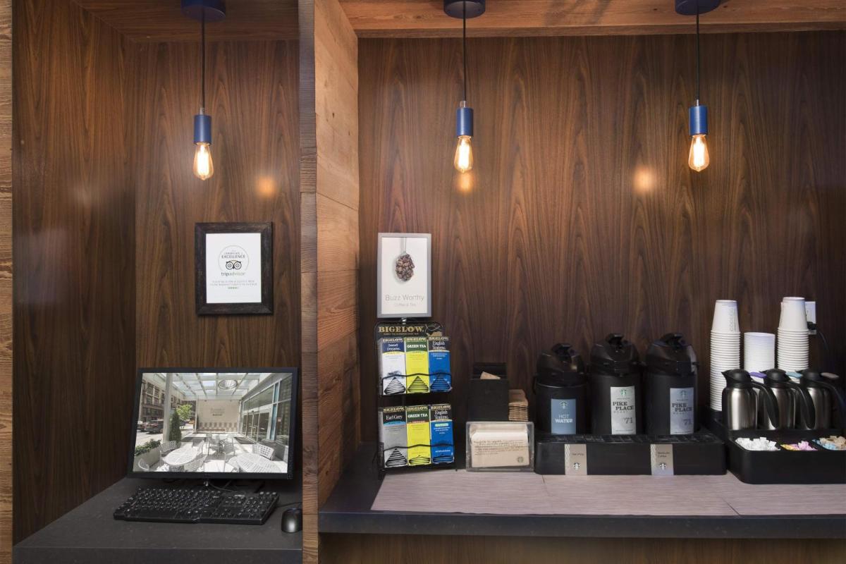 Fairfield Inn & Suites by Marriott New York Manhattan/Fifth Avenue - image 2