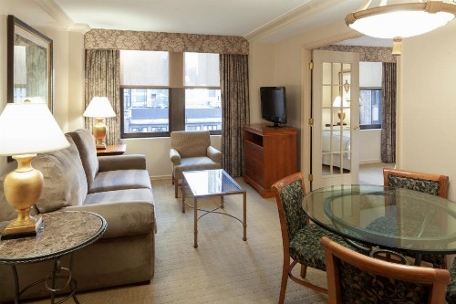 The Manhattan Club - image 17