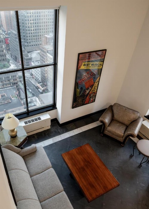 The Manhattan Club - image 38