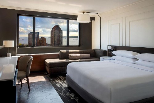 New York Marriott Downtown - image 10