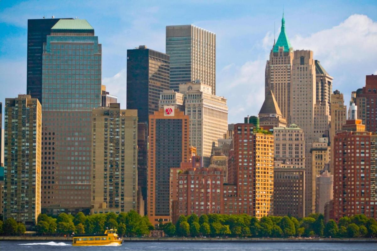 New York Marriott Downtown - image 2