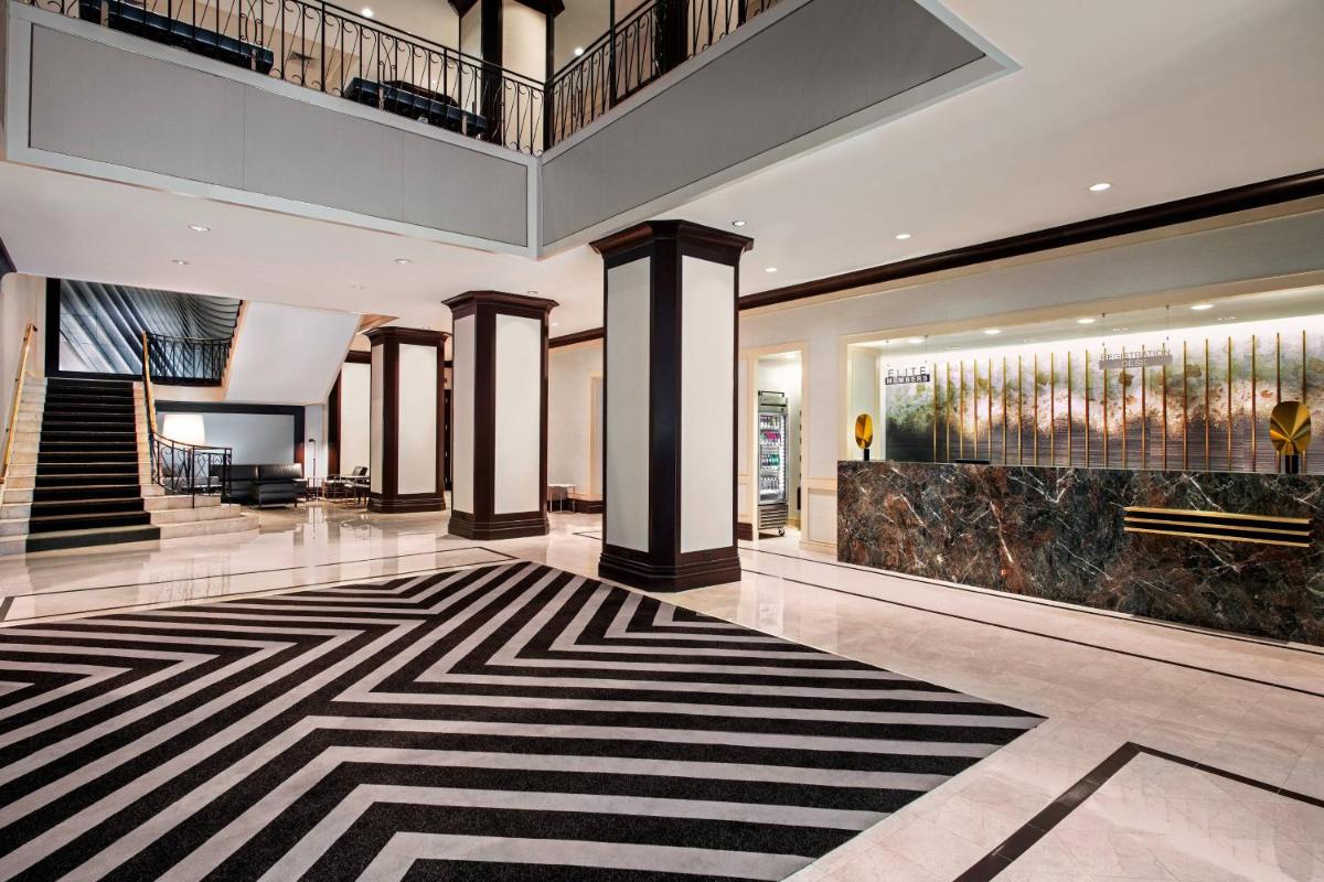 New York Marriott Downtown - image 5