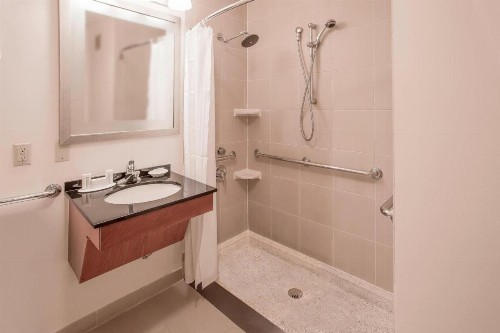 Residence Inn by Marriott New York Manhattan/Times Square - image 16