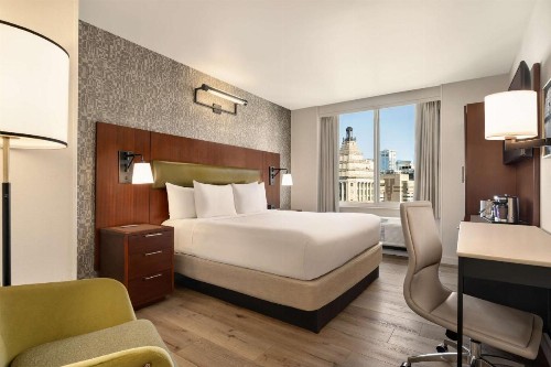 DoubleTree by Hilton New York Downtown - image 22