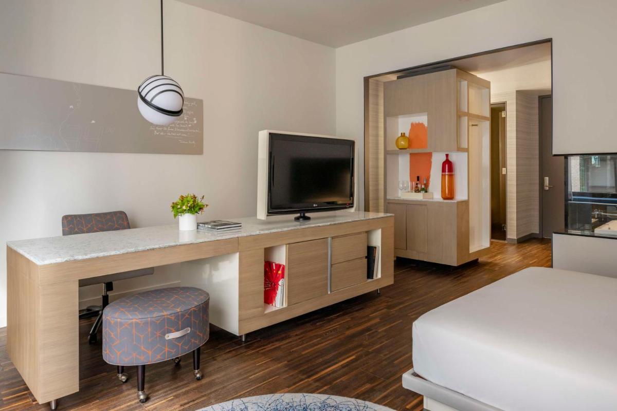 Andaz Wall Street-a concept by Hyatt - image 6