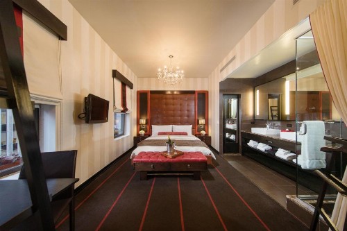 Sanctuary Hotel New York - image 9