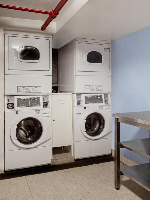Central Park West Hostel - image 16