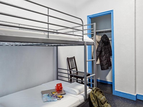 Central Park West Hostel - image 32