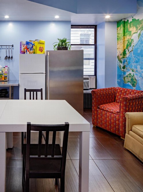 Central Park West Hostel - image 7