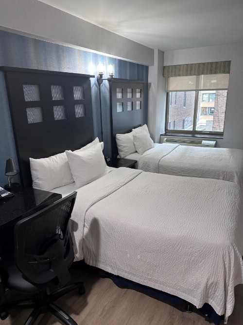 Fairfield Inn & Suites by Marriott New York Manhattan/Chelsea - image 12