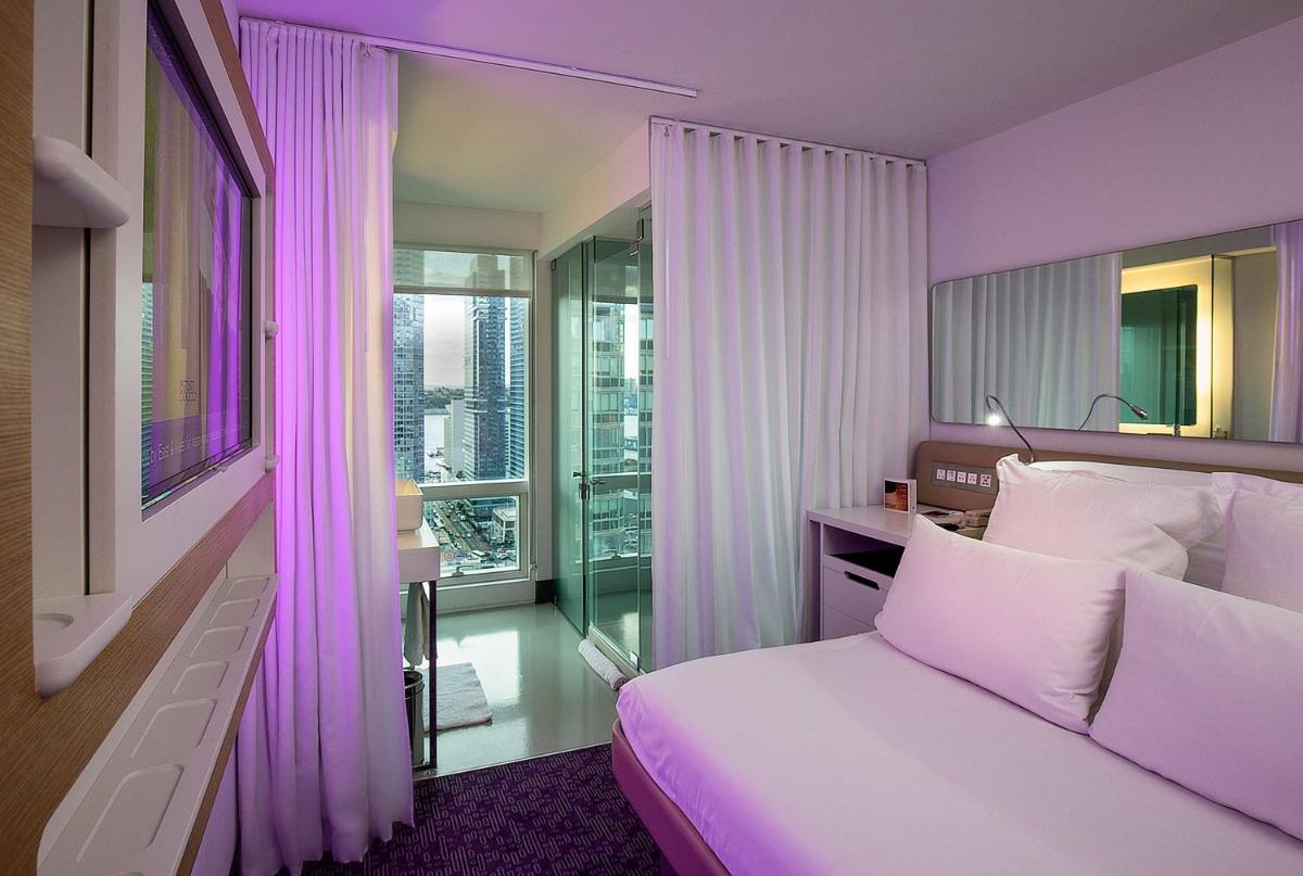 YOTEL New York Times Square - image 6