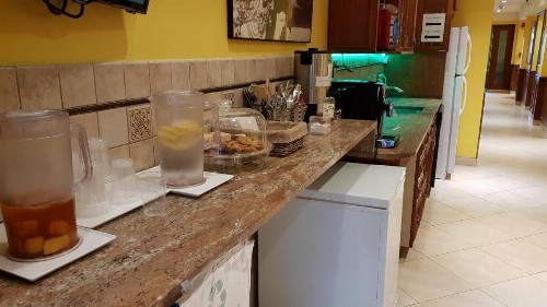 Chelsea Pines Inn - image 22