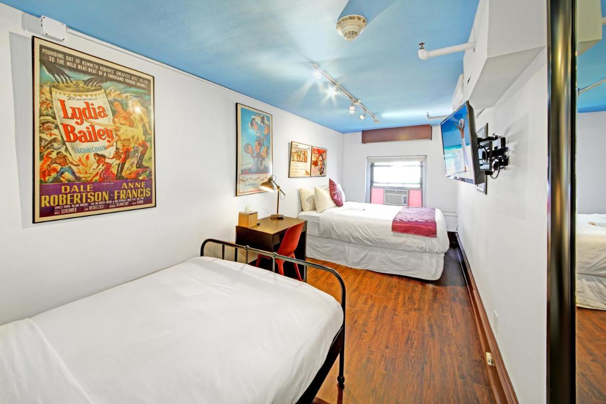 Chelsea Pines Inn - image 3