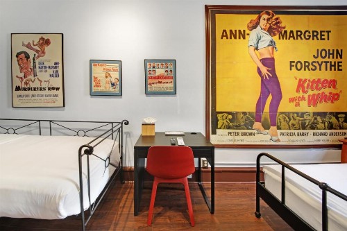 Chelsea Pines Inn - image 35