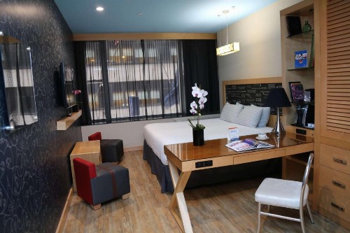 TRYP by Wyndham Times Square South - image 3