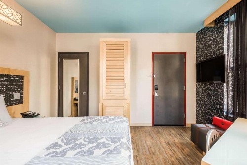 TRYP by Wyndham Times Square South - image 46