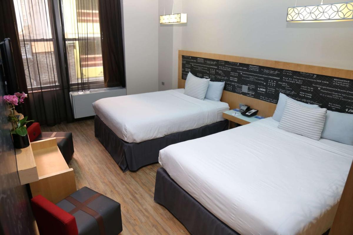 TRYP by Wyndham Times Square South - image 7