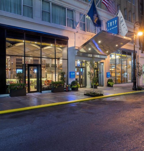 TRYP by Wyndham Times Square South - image 9