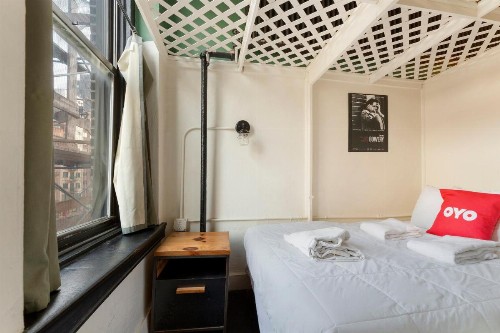 The Bowery House - image 5