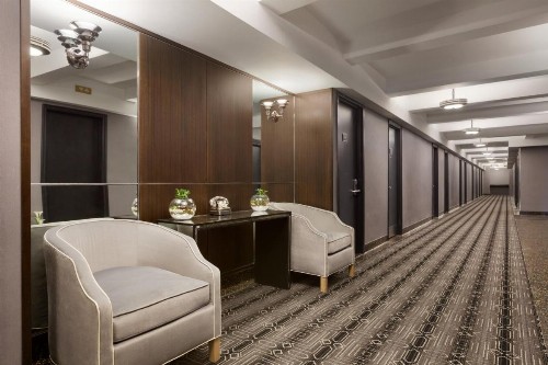 Hotel Edison Times Square - image 11