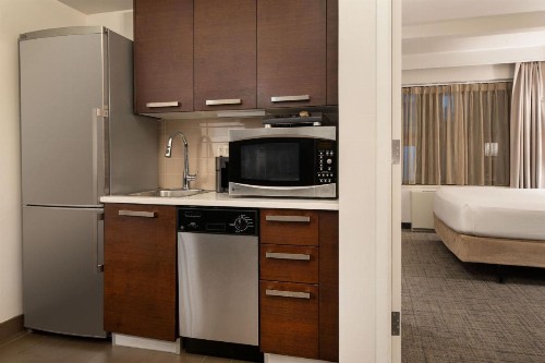 Residence Inn by Marriott New York Manhattan/ Midtown Eastside - image 3