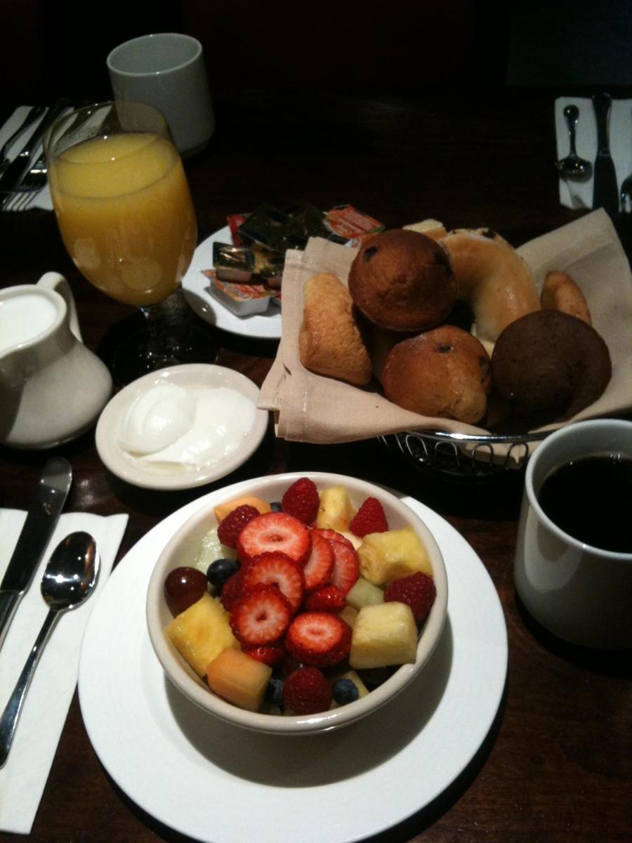 Washington Square Hotel - image 7