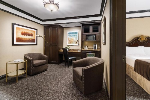 Hotel Lucerne - image 4