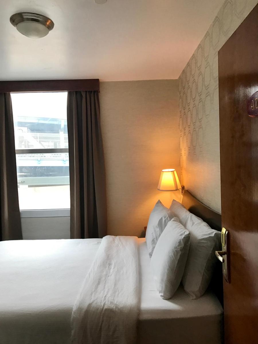 Hotel Mimosa - image 7
