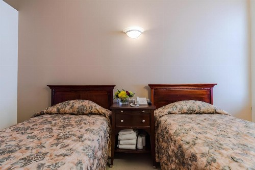 Americana Inn - image 20