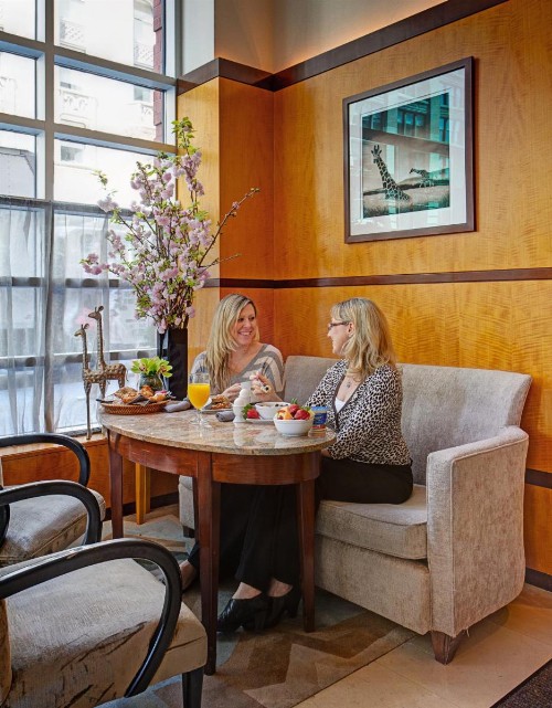 Hotel Giraffe by Library Hotel Collection - image 14
