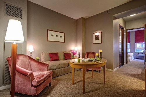 Hotel Giraffe by Library Hotel Collection - image 16