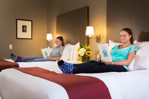 Hotel Giraffe by Library Hotel Collection - image 35