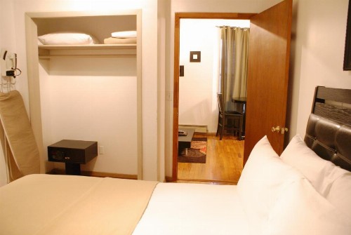 Off SoHo Suites Hotel - image 15
