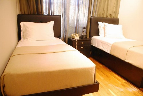 Off SoHo Suites Hotel - image 18