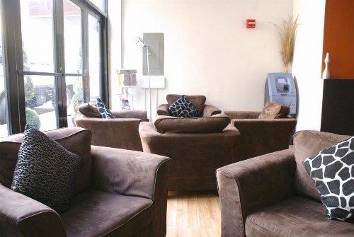 Off SoHo Suites Hotel - image 2