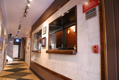 Off SoHo Suites Hotel - image 25