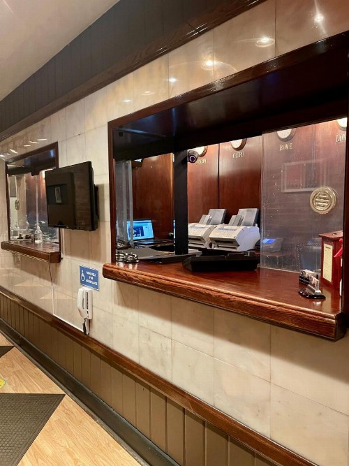 Off SoHo Suites Hotel - image 29