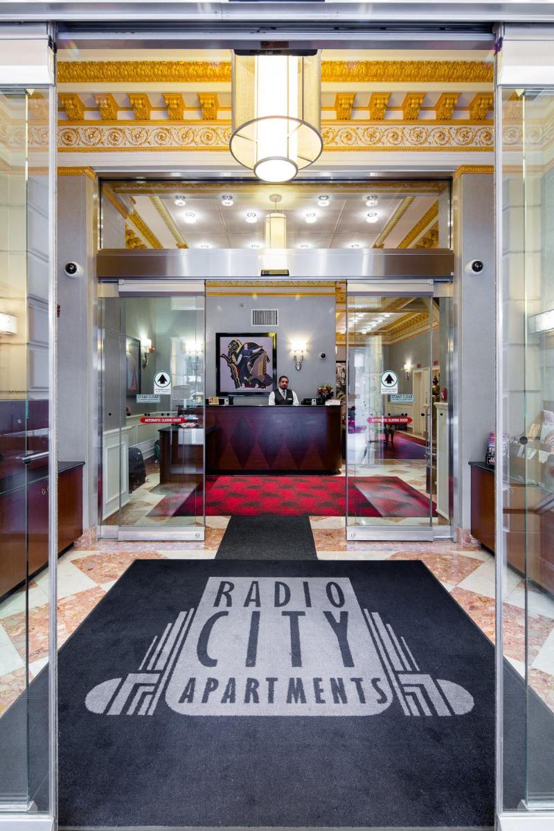 Radio City Apartments - main image