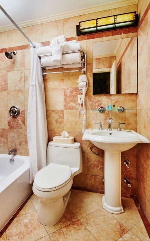 Radio City Apartments - image 21
