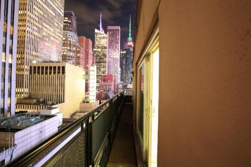 Radio City Apartments - image 4