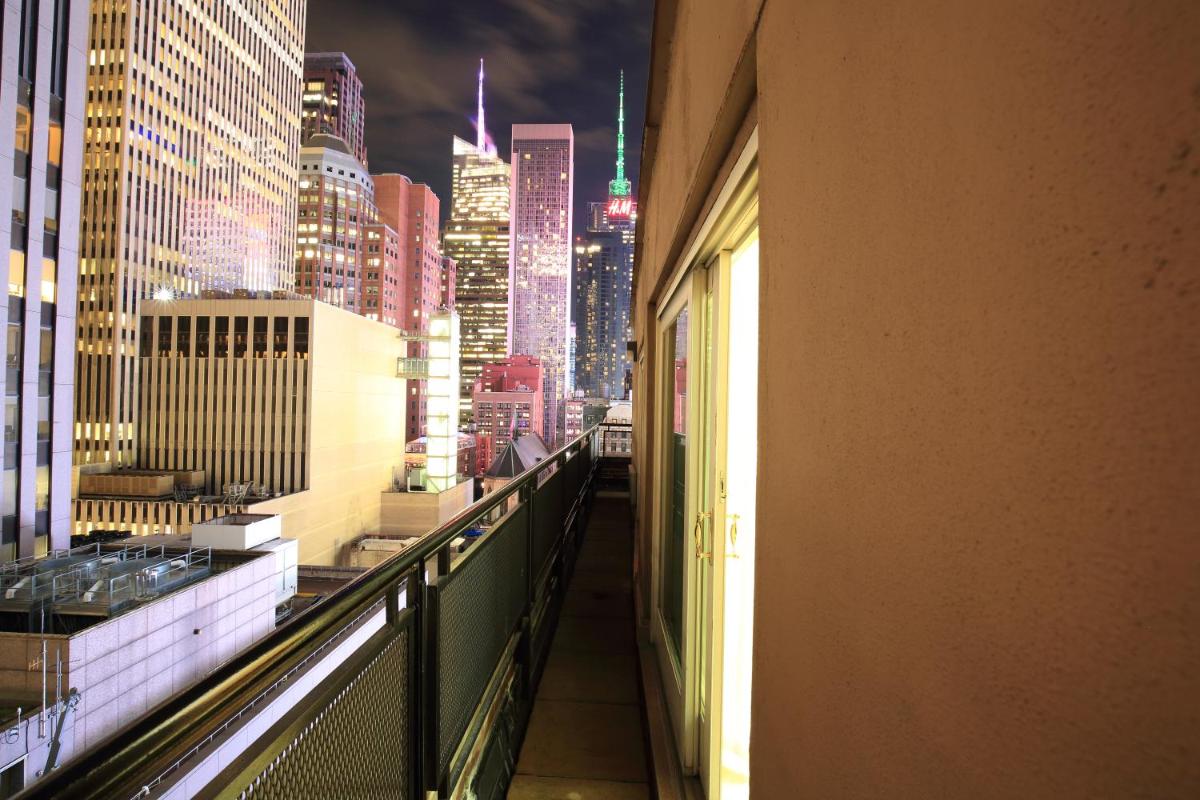 Radio City Apartments - image 4