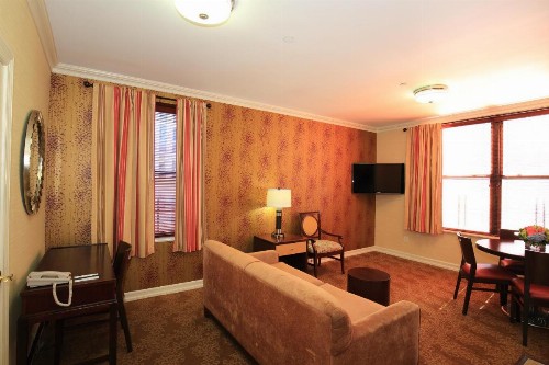 Radio City Apartments - image 6