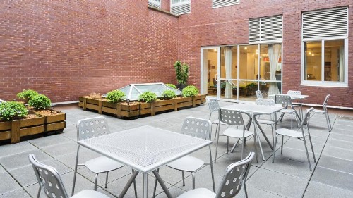 Holiday Inn Lower East Side an IHG Hotel - image 2